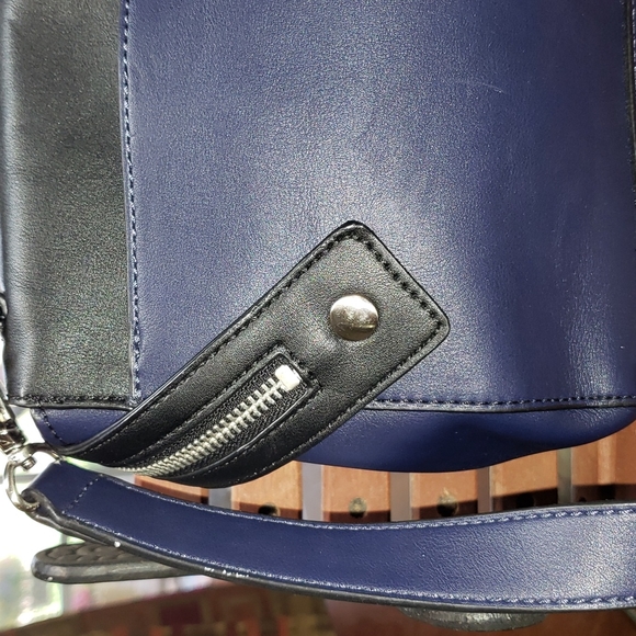 ๐ NEW NINE WEST ELENYA MULTI COLORBLOCK PATCHWORK BLUE & BLACK CROSSBODY BAG - Picture 7 of 16